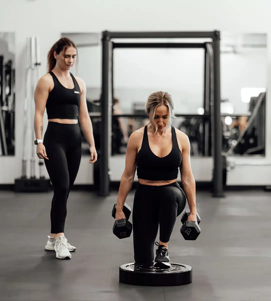 Sharon working with a client during a 1-on-1 personal training in Scottsdale